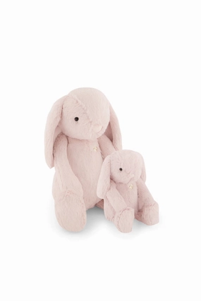 Snuggle Bunnies | Penelope the Bunny | Blush