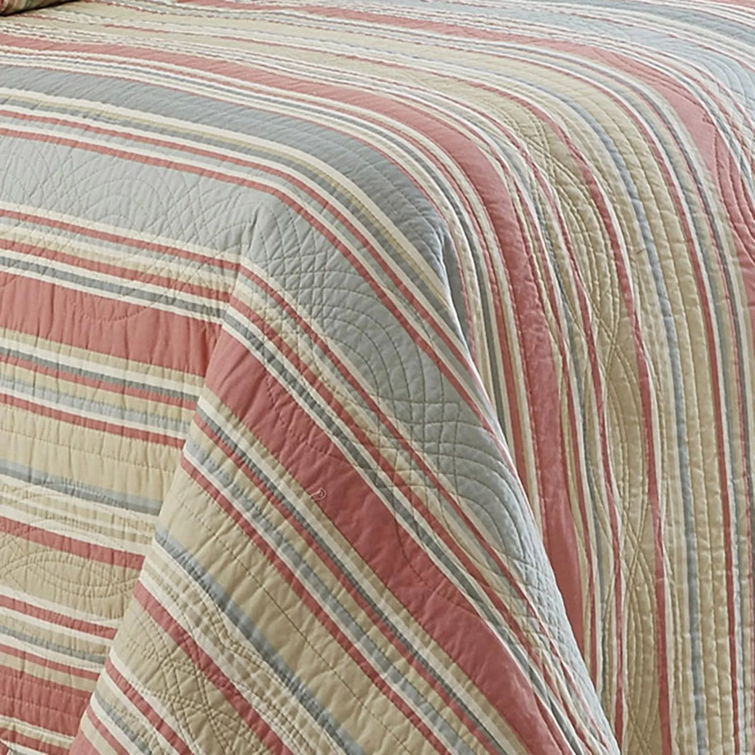 Waverly Garden Glitz Modern Farmhouse Floral 3-Piece Reversible Quilt Bedding Bed Spread Set, King/California King, Vapor